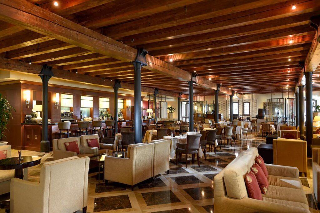 hilton-molino-stucky-venice-1lieu1salle-meetings.jpg