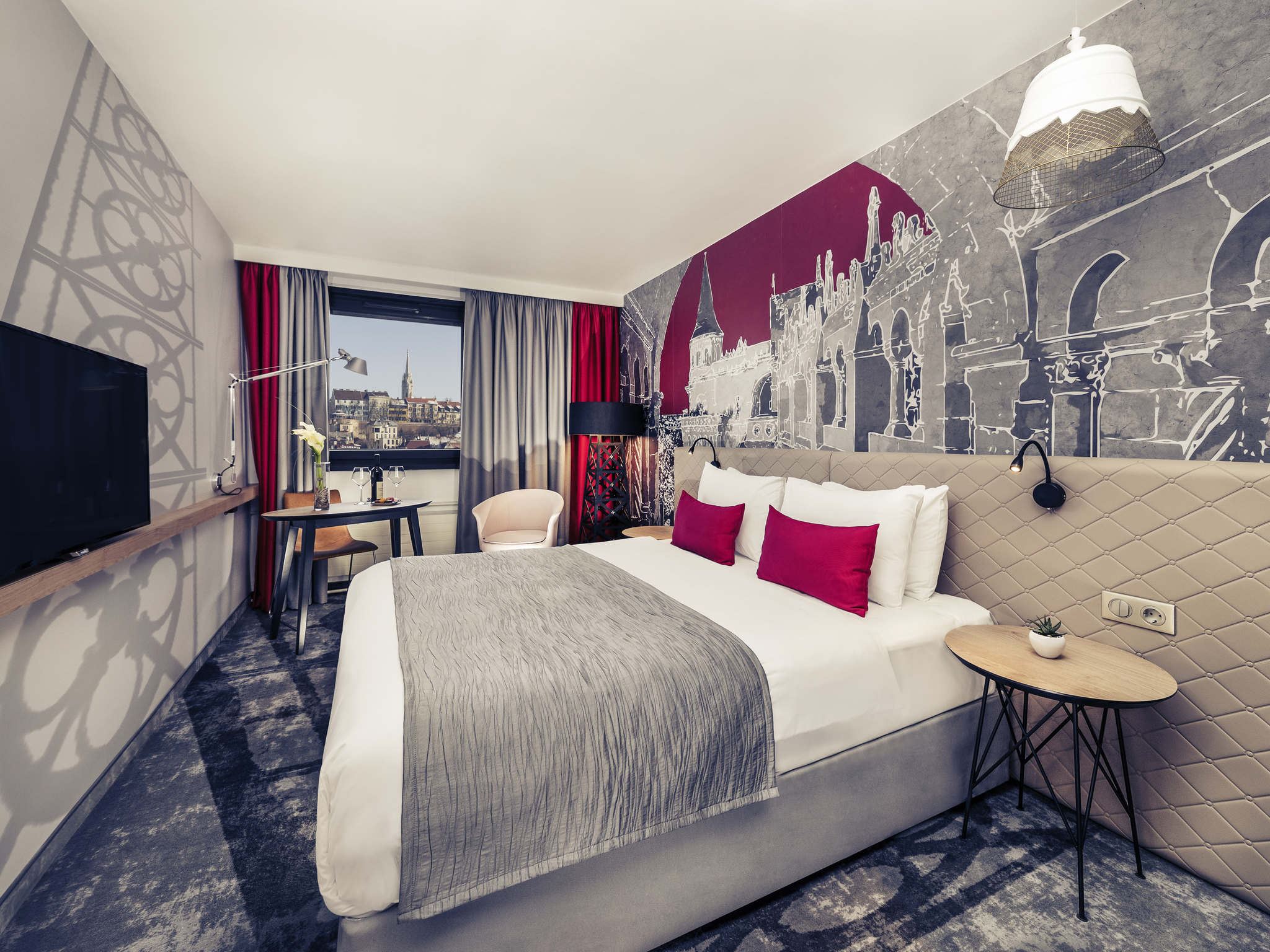 https://all.accor.com/1688