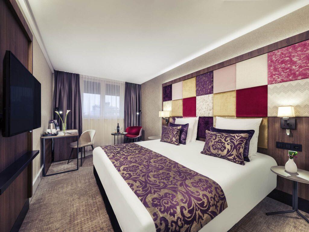 https://www.accorhotels.com/1765