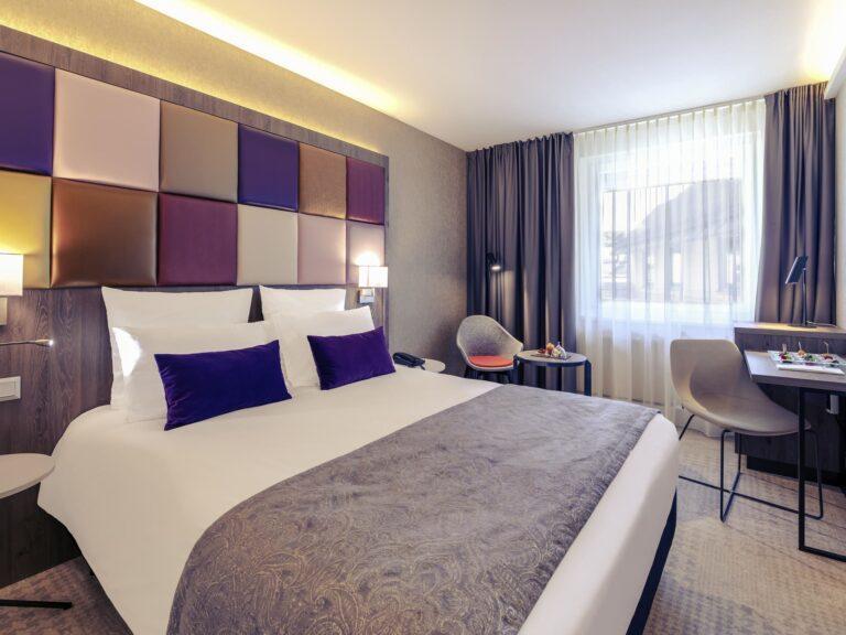 https://www.accorhotels.com/1765