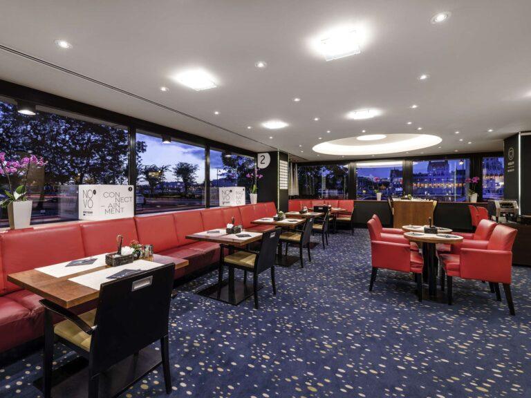 https://all.accor.com/6151