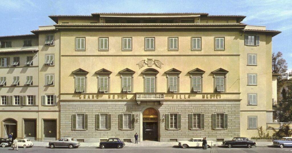 sina-villa-medici-1lieu1salle-event.jpg