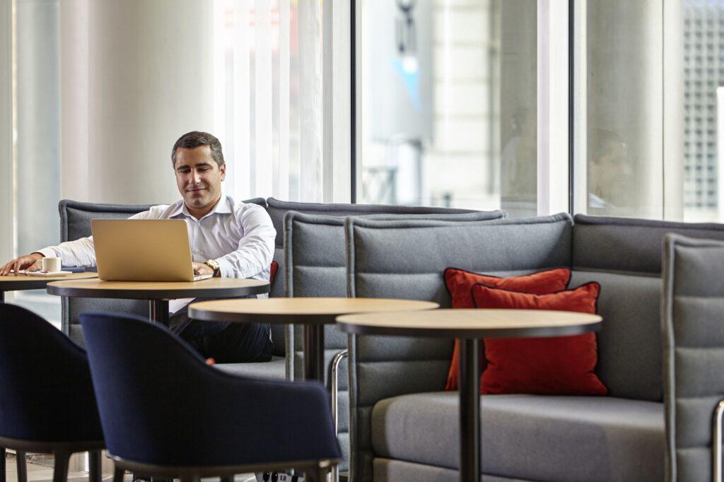 Espace_coworking-scaled-1.jpg