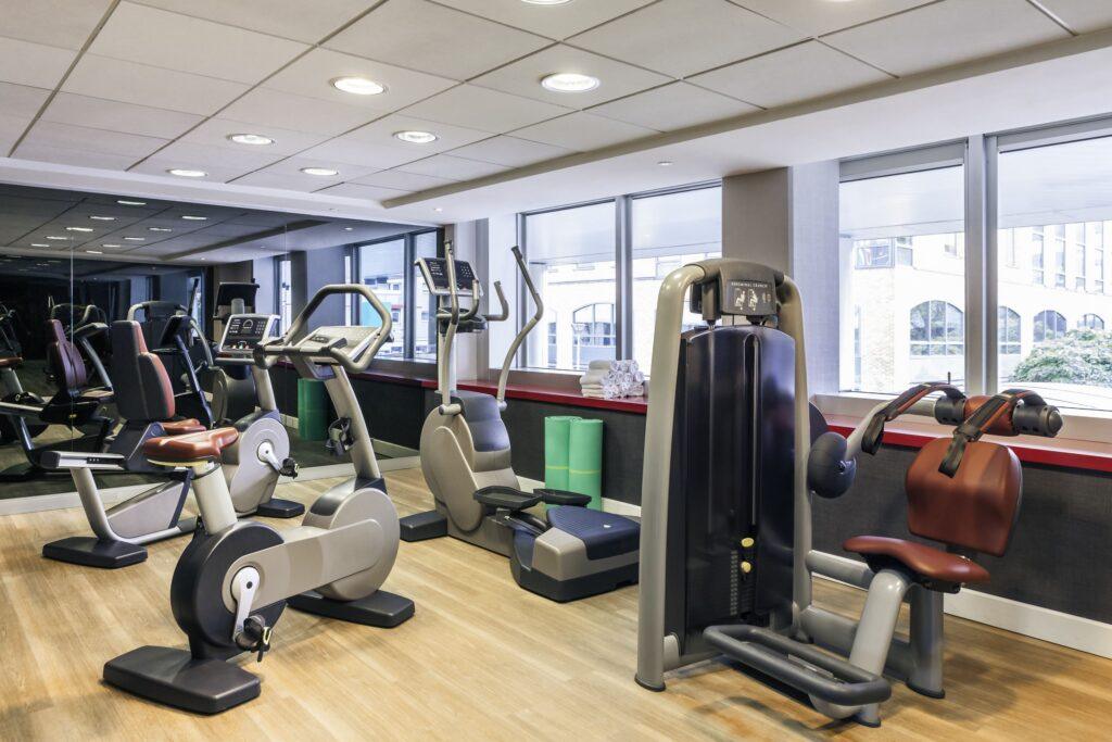 Salle_de_Fitness-scaled-1.jpg