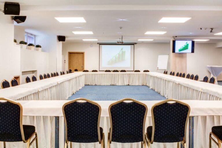 bw-hotel-vista-1lieu1salle-conferences.jpg