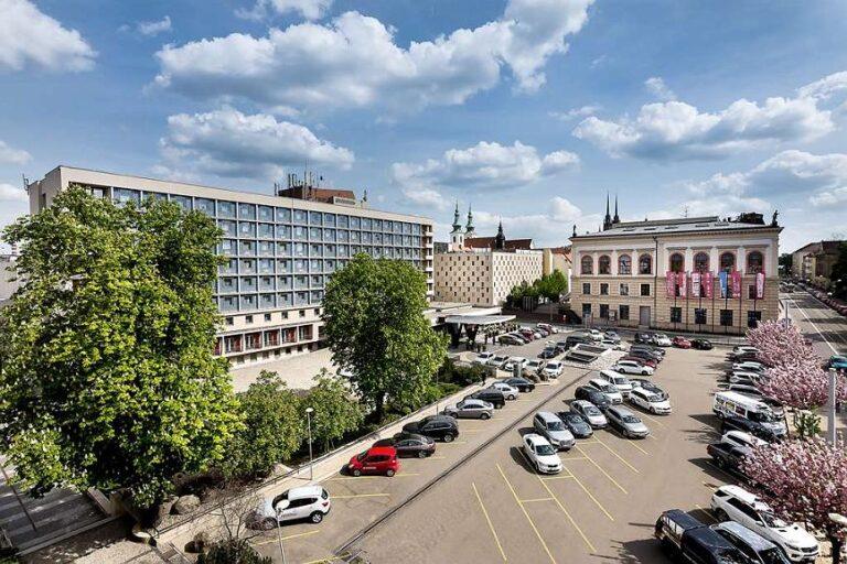bw-premier-international-brno-1lieu1salle-congres.jpg