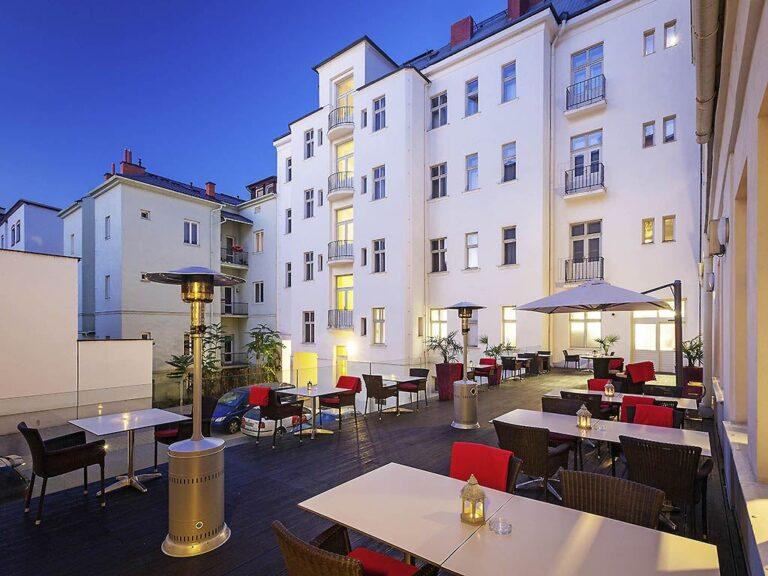 http://www.accorhotels.com/7051
