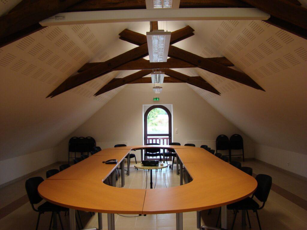 salle-reunion-scaled-1.jpg