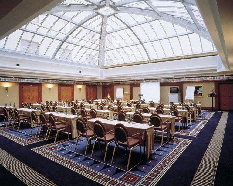 alcron-hotel-prague-1lieu1salle-conference.jpg