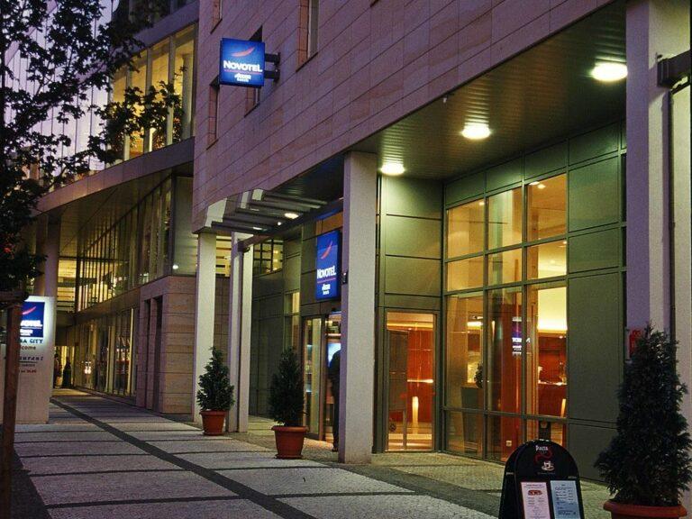 https://www.accorhotels.com/3194