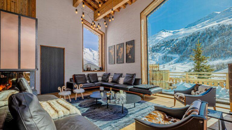 Living-Room-1-scaled-1.jpg