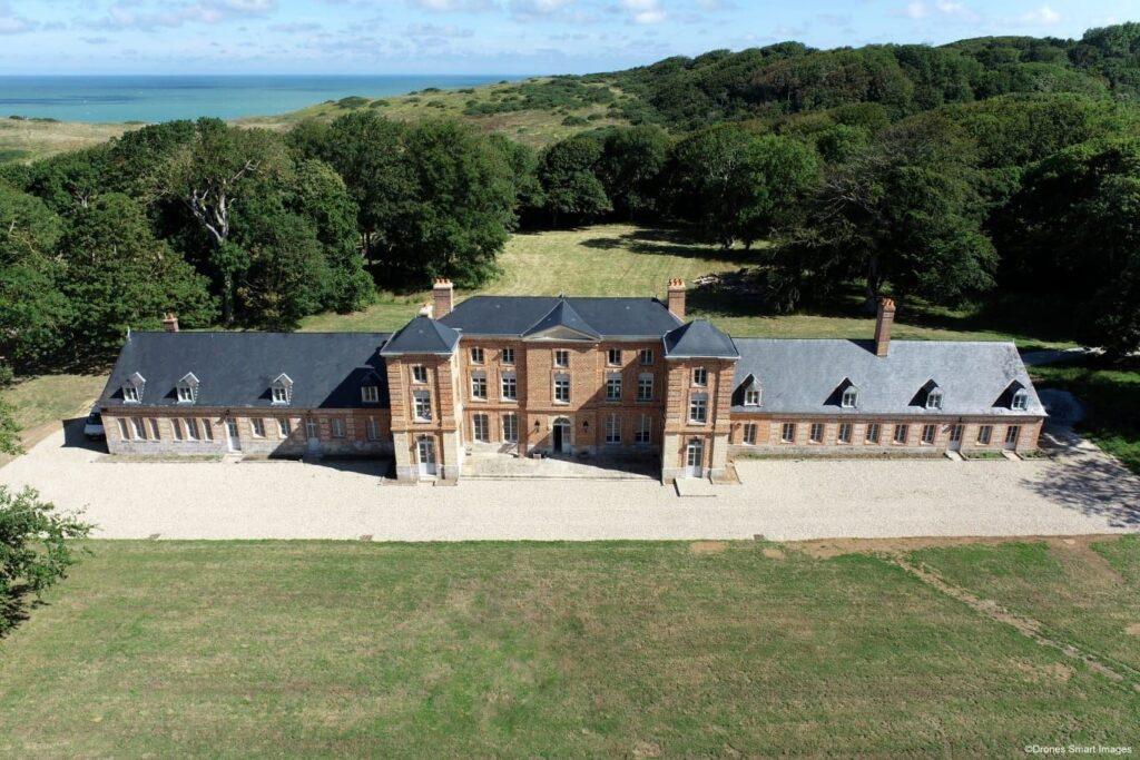 2-Chateau.jpg