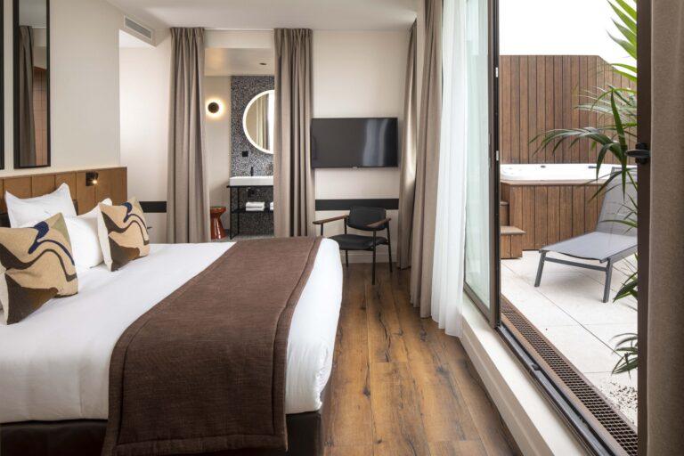 3W8A2928-hotel-du-port-bd-scaled-1.jpg