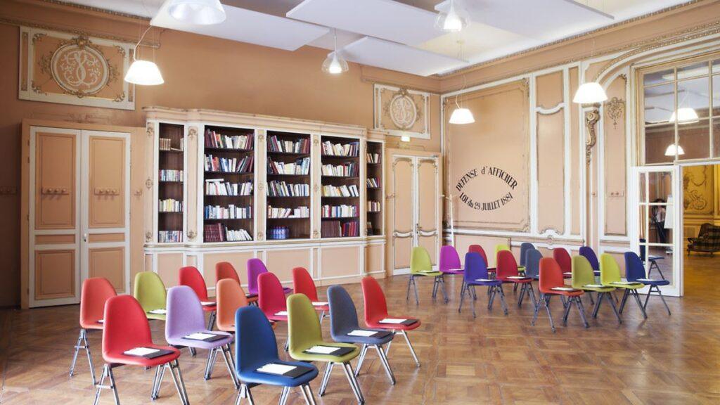 Chateauform-chateau-rochefort-1lieu1salle-classe.jpg