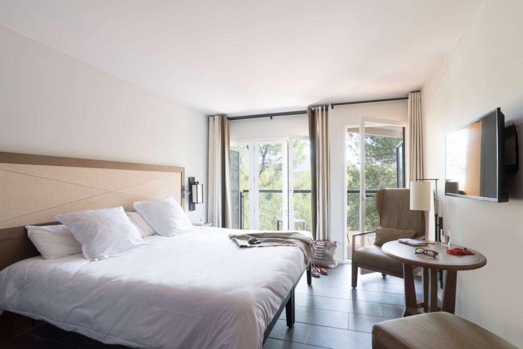 Club-Med-Opio-Provence-1lieu1salle-chambre.jpg