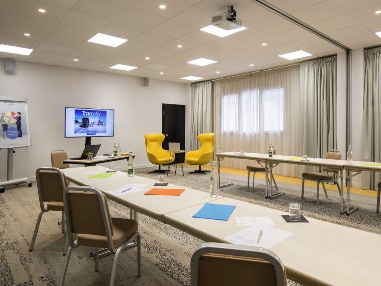 https://all.accor.com/0478