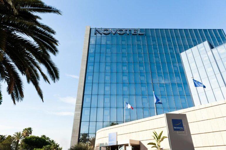 Novotel-Nice-Arenas-1lieu1salle-batiment.jpg