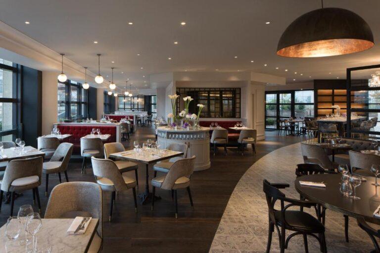 Renaissance-Defense-Restaurant.jpg