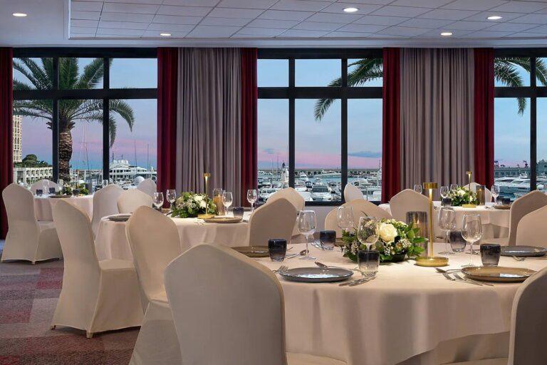Riviera-Marriott-Porte-Monaco-1lieu1salle-reception.jpg