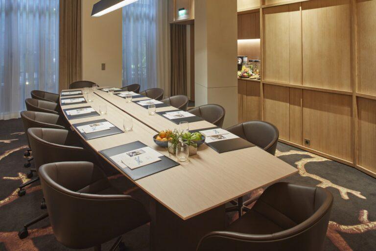 Salon-Codet-008-scaled-1.jpg