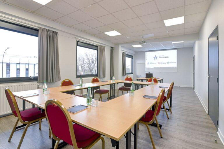 Salle-Sous-commission-etage-2