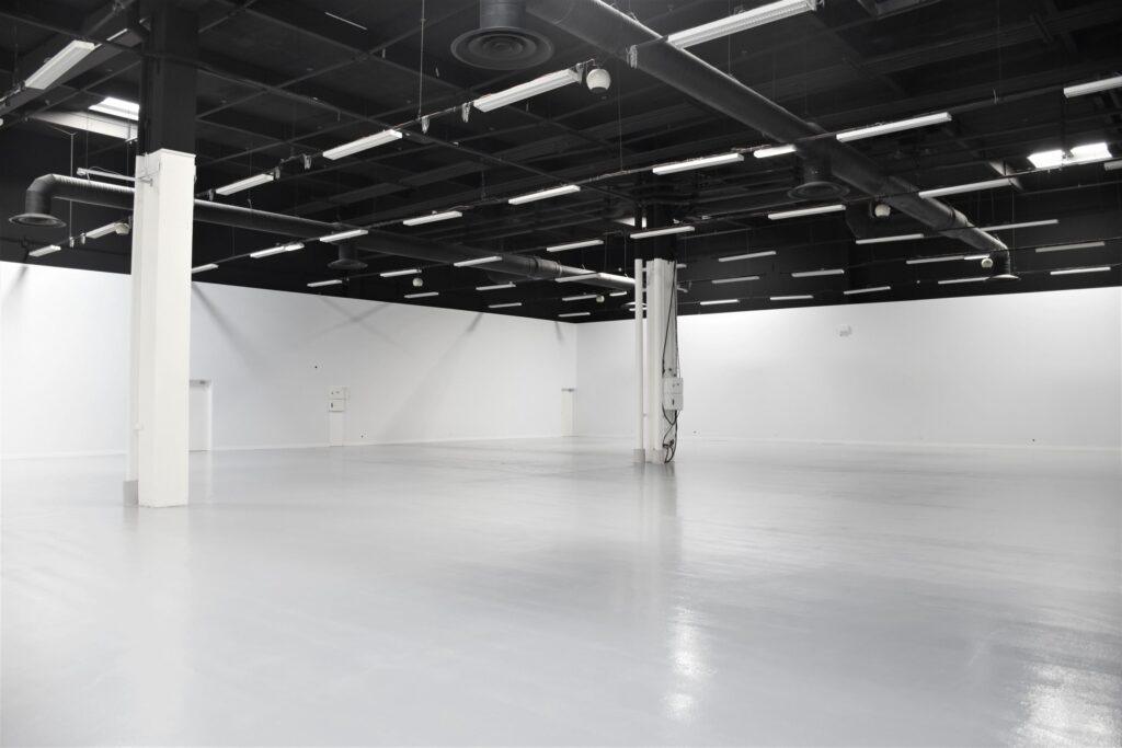 Salle-seminaire-Madrid-scaled