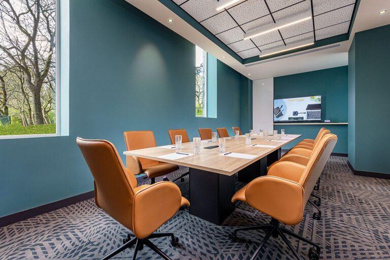 PARCA_Boardroom_London_prev.jpg