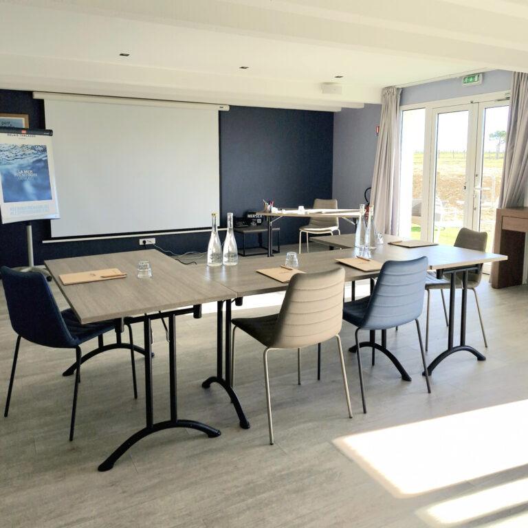 Salle-seminaire-FDS-scaled-1.jpg