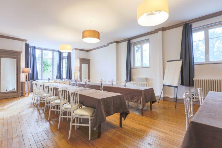 Bibliotheque-scaled-1.jpg