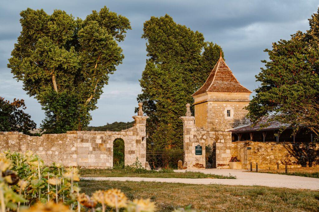 Domaine-vue-devant-scaled-1.jpg