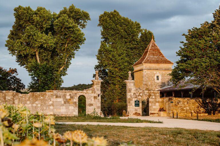 Domaine-vue-devant-scaled-1.jpg