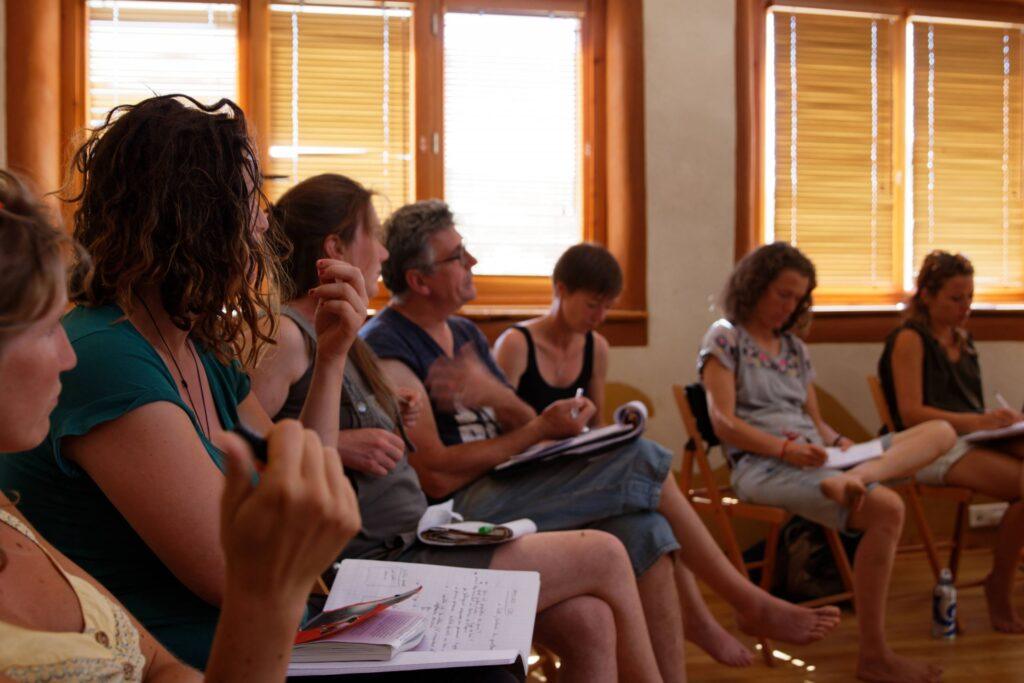 Stagiaires-en-bioclimatique-scaled-1.jpg