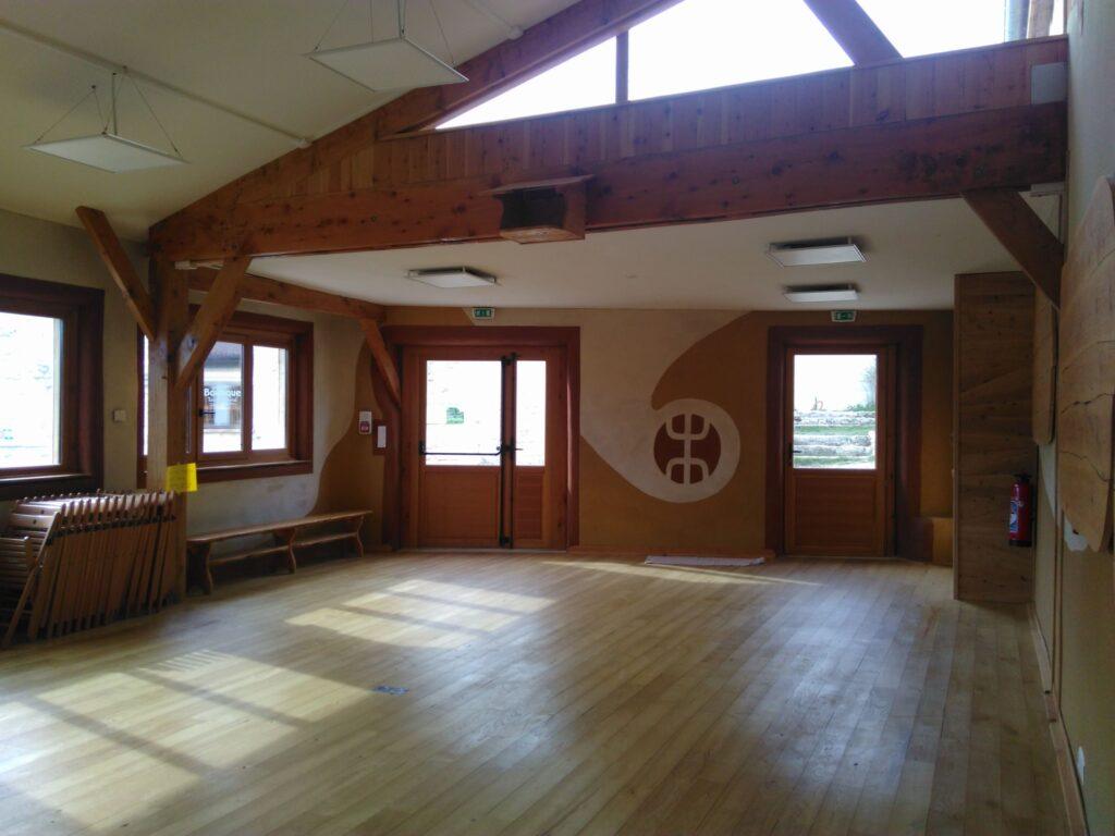 salle-bioclimatique-scaled-1.jpg