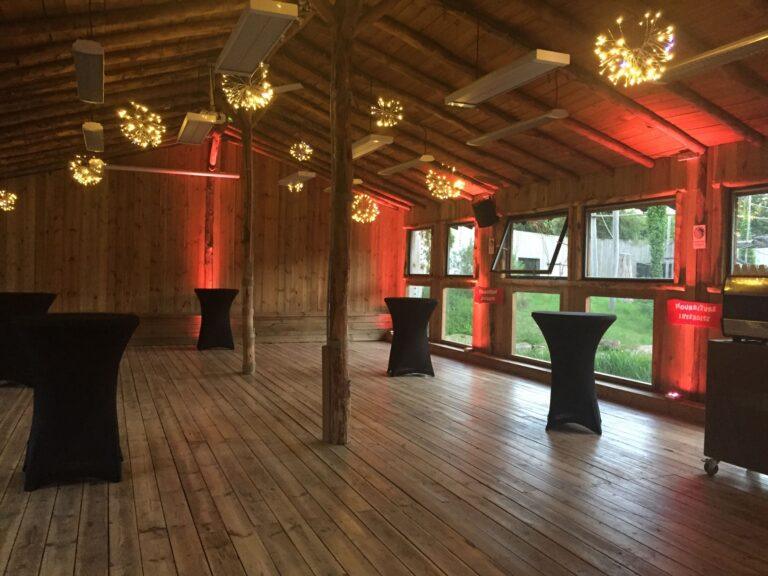 Salle-Sarawak-soiree-lounge-lumiere-copie-scaled-1.jpg