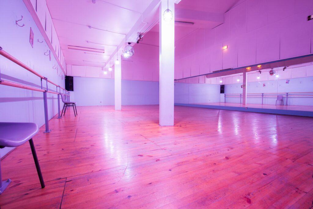 TRAC-LECOLE-60-scaled-1.jpg