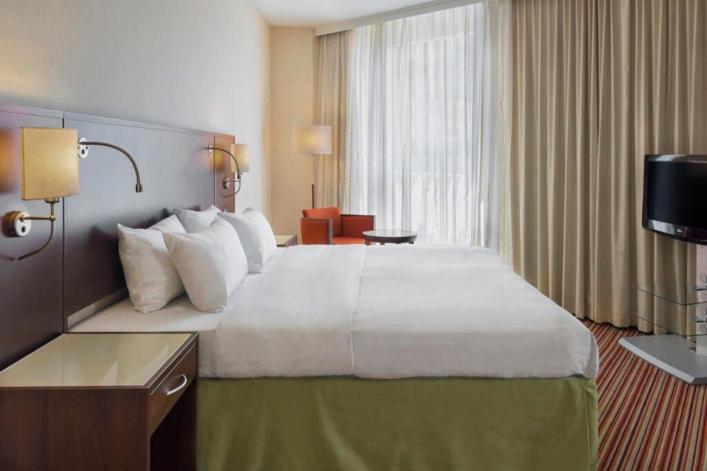 courtyard-marriott-basel-1lieu1salle-meeting.jpg