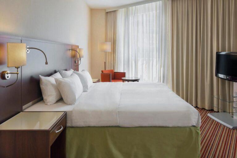 courtyard-marriott-basel-1lieu1salle-meeting.jpg