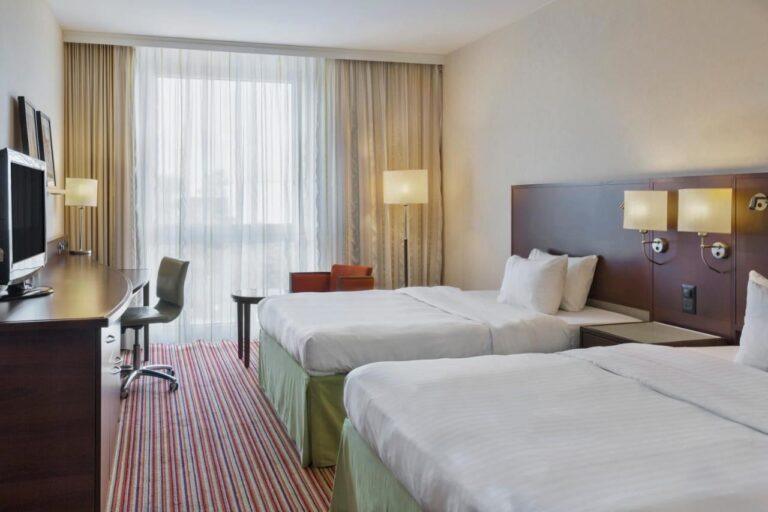 courtyard-marriott-basel-1lieu1salle-meetings.jpg