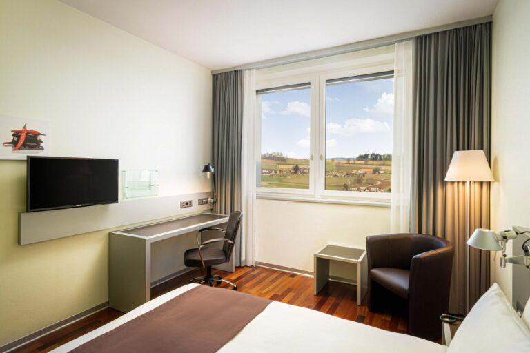 holiday-inn-bern-westside-1lieu1salle-evenement-scaled-1.jpeg