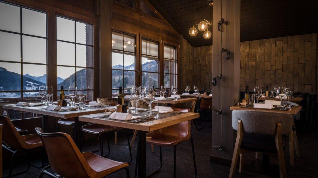 huus-gstaad-1lieu1salle-seminaire.jpg