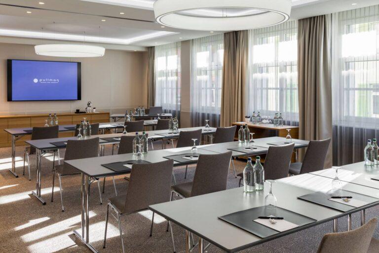 pullman-basel-europe-1lieu1salle-meetings.jpg