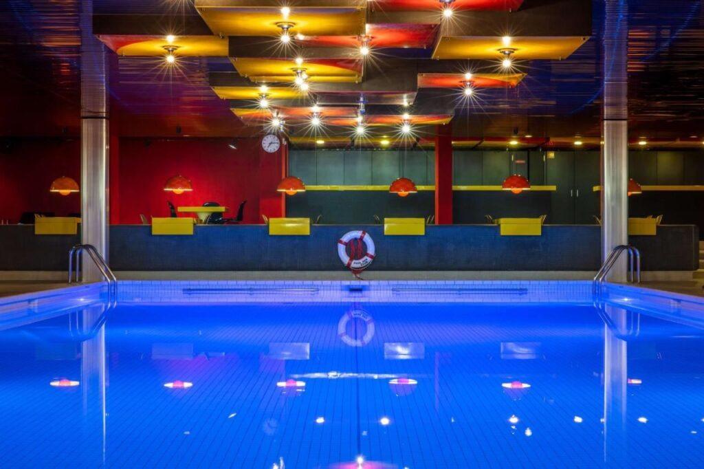 radisson-blu-basel-1lieu1salle-events.jpg