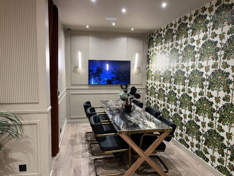 VIP-ROOM-3-scaled-1.jpg