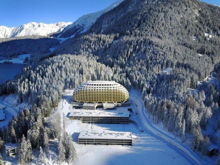 alpengold-davos-1lieu1salle-event.jpg