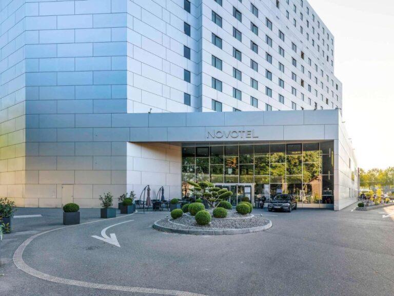 novotel-bern-expo-1lieu1salle-event.jpg