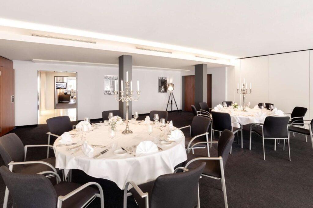 radisson-blu-st-gallen-1lieu1salle-meeting.jpg
