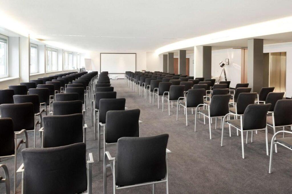 radisson-blu-st-gallen-1lieu1salle-seminaire.jpg