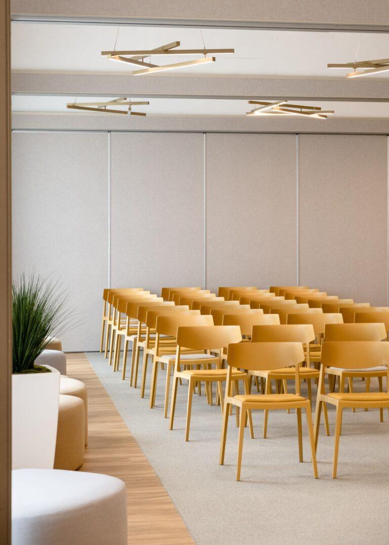 salle-de-seminaire-11-scaled-1.jpg