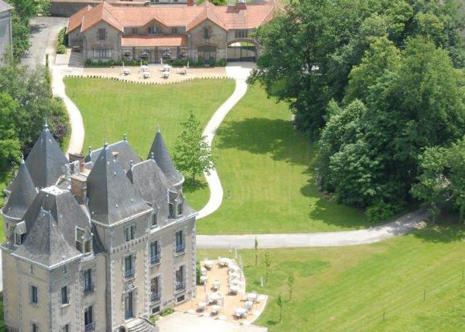 LE-PARC-ET-SES-JARDINS.jpg