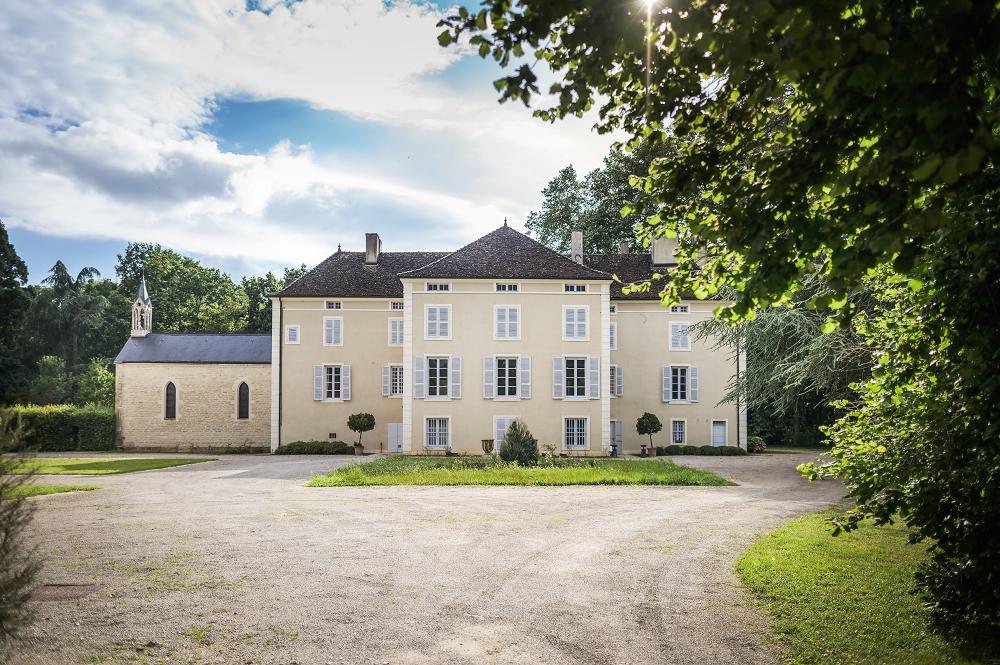 chateau-armand-heitz.jpg